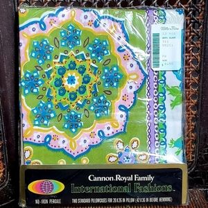 Vintage Cannon Windsor Park Standard Pillowcase Pair NOS